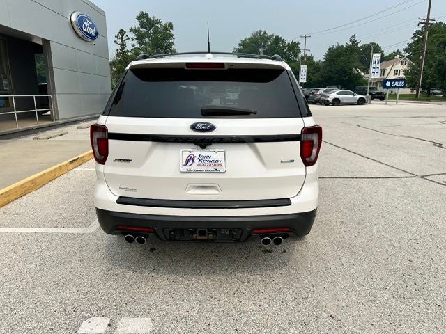 2018 Ford Explorer Sport