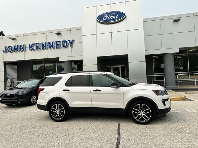 2018 Ford Explorer Sport