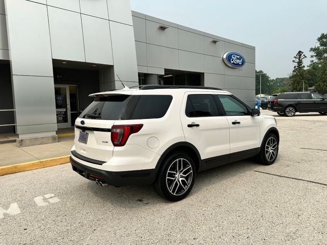 2018 Ford Explorer Sport