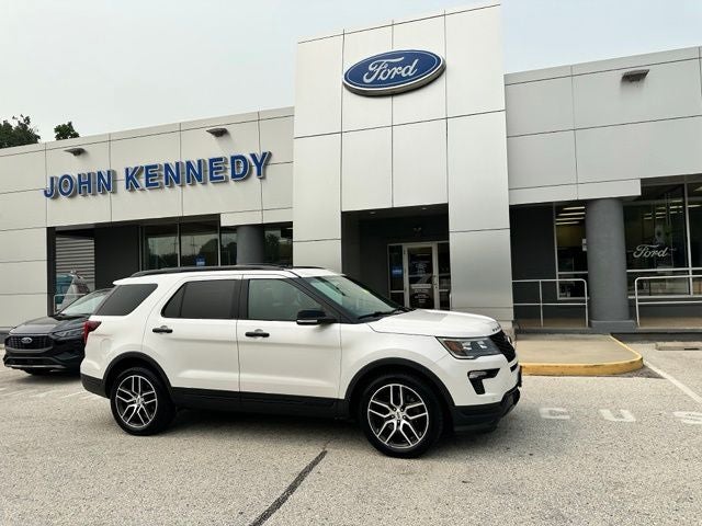 2018 Ford Explorer Sport