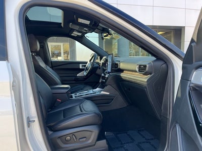 2022 Ford Explorer Platinum