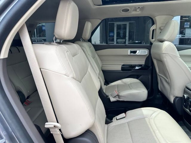 2021 Ford Explorer Platinum