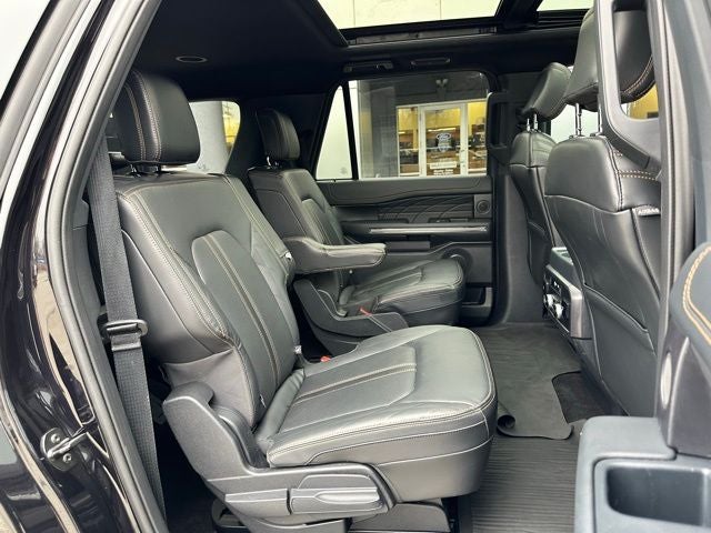 2022 Ford Expedition Max Platinum