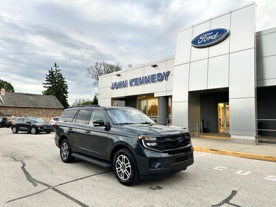 2025 Ford Expedition Active
