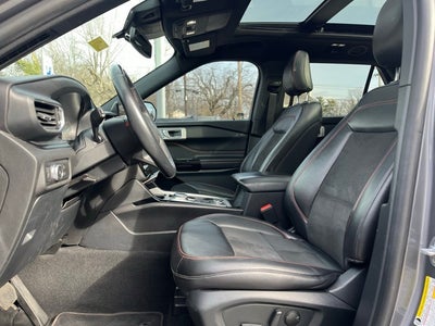 2022 Ford Explorer ST-Line