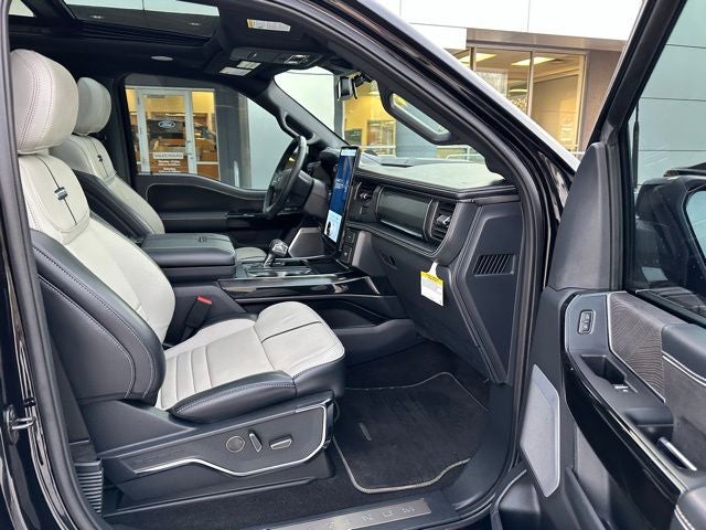 2023 Ford F-150 Lightning Platinum