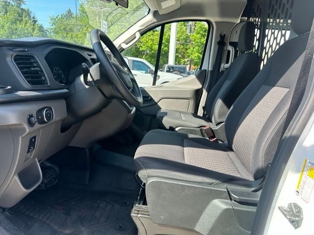 2025 Ford Transit Cargo Van Base