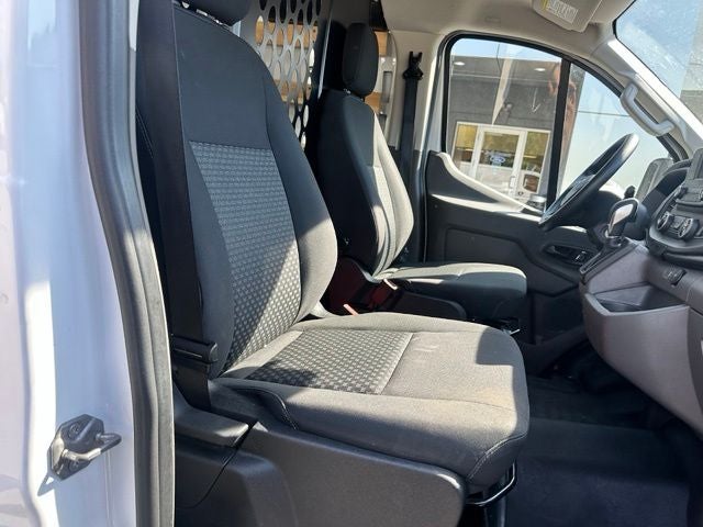 2025 Ford Transit Cargo Van Base