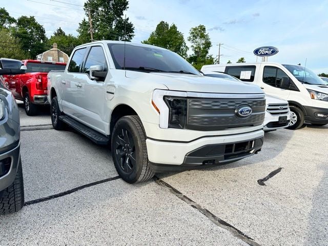 2023 Ford F-150 Lightning LARIAT