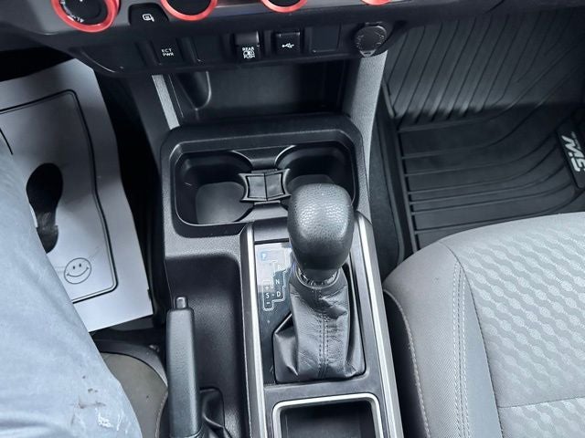 2022 Toyota Tacoma 4WD SR