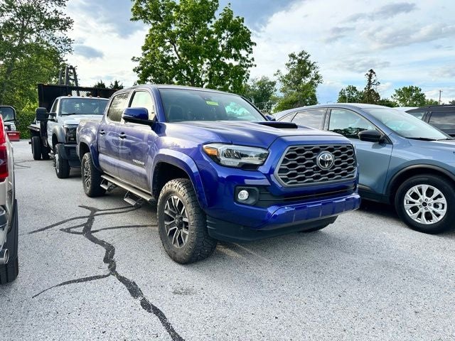 2022 Toyota Tacoma 4WD SR