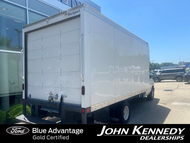 2025 Ford E-350SD Base Cutaway