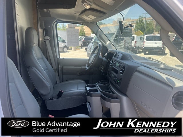 2025 Ford E-350SD Base Cutaway