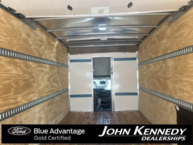 2025 Ford E-350SD Base Cutaway