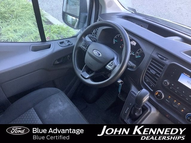 2022 Ford Transit-250 Base