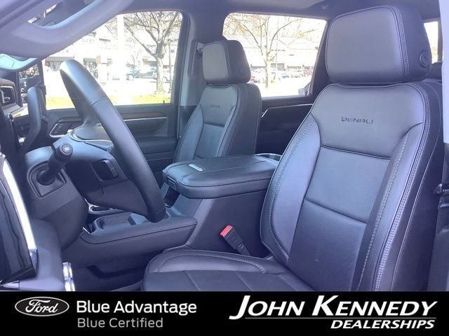 2025 GMC Sierra 2500HD Denali