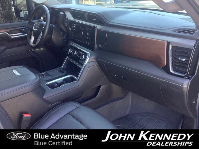 2025 GMC Sierra 2500HD Denali