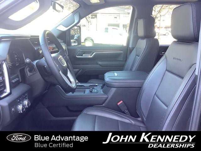 2025 GMC Sierra 2500HD Denali