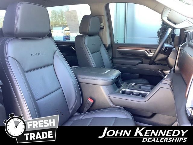 2025 GMC Sierra 2500HD Denali