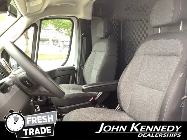2025 RAM ProMaster 2500 Base