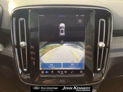 2021 Volvo XC40 Recharge Pure Electric P8