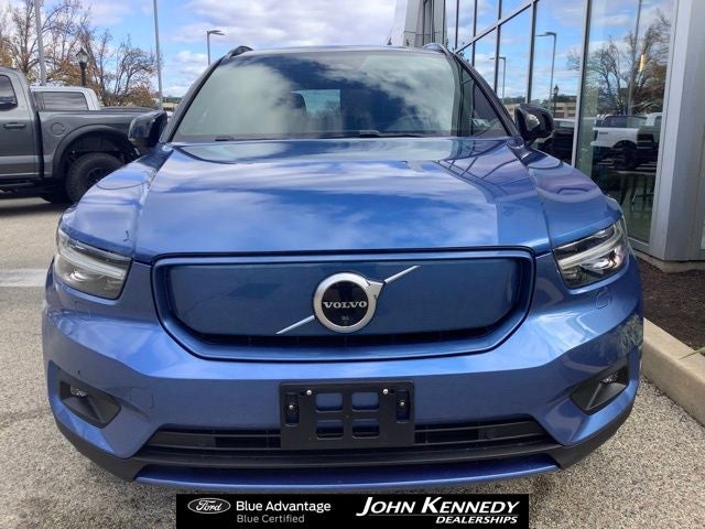 2021 Volvo XC40 Recharge Pure Electric P8