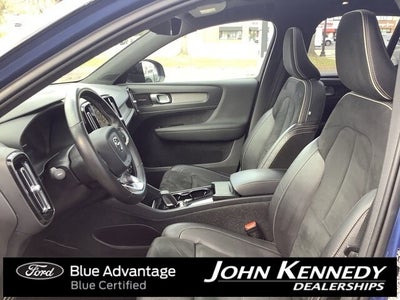 2021 Volvo XC40 Recharge Pure Electric P8