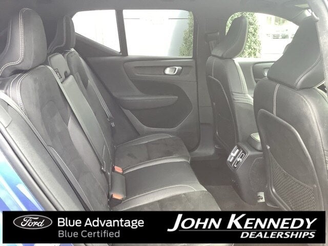 2021 Volvo XC40 Recharge Pure Electric P8