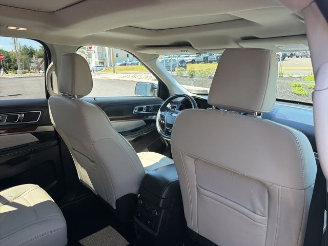 2019 Ford Explorer Platinum