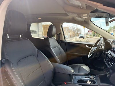 2020 Ford Escape Hybrid Titanium