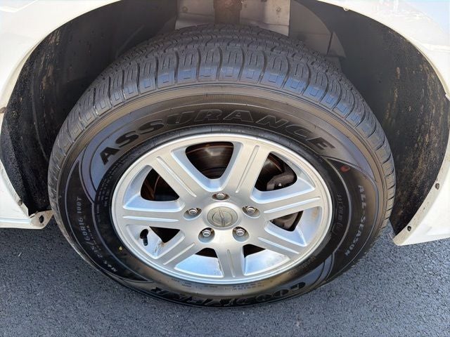 2011 Chrysler Town & Country Touring