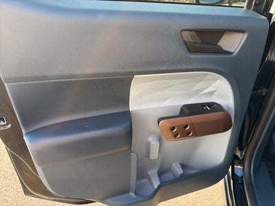 2023 Ford Maverick Lariat