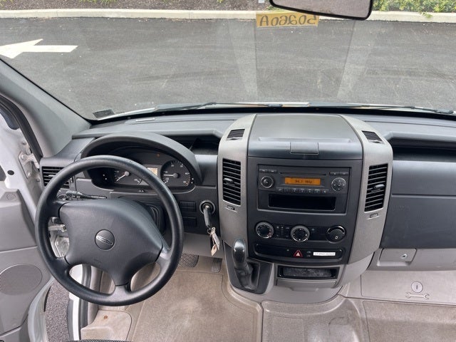 2010 Freightliner Sprinter 3500 Base commercial