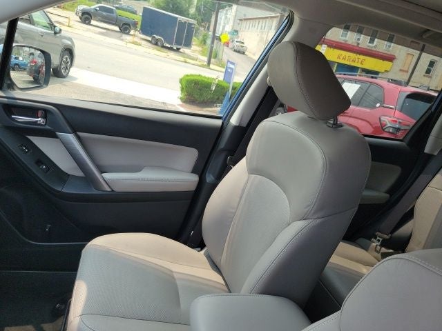 2015 Subaru Forester 2.5i Touring