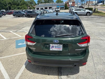 2024 Subaru Forester Premium