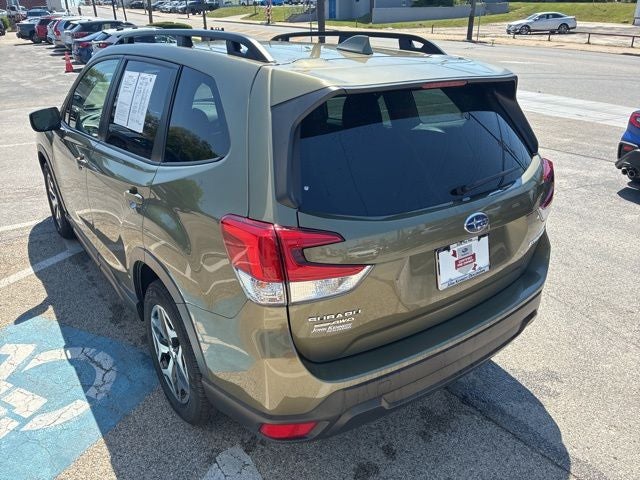 2023 Subaru Forester Premium