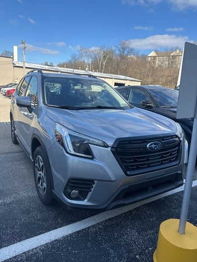 2023 Subaru Forester Premium