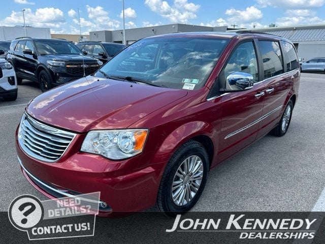 2016 Chrysler Town & Country