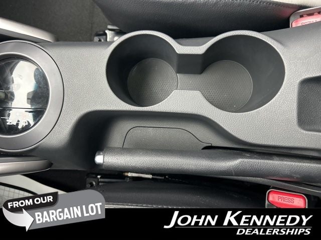 2013 Hyundai Veloster Turbo w/Black