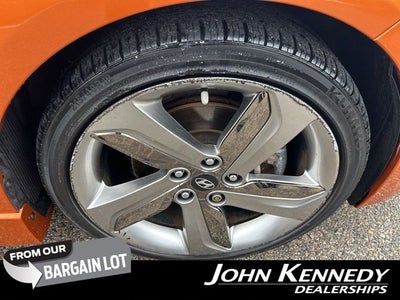 2013 Hyundai Veloster Turbo w/Black