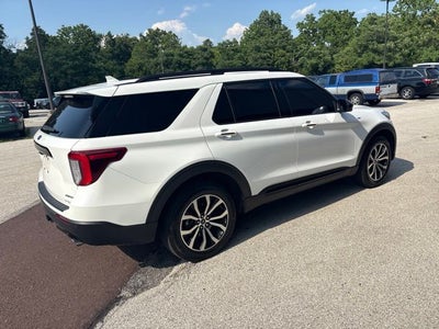2024 Ford Explorer ST-Line
