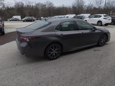 2023 Toyota Camry Hybrid SE
