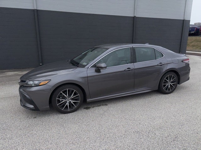 2023 Toyota Camry Hybrid SE
