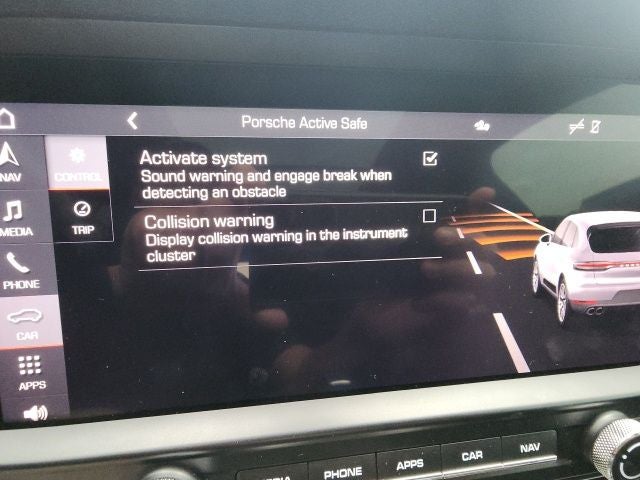 2021 Porsche Macan Base