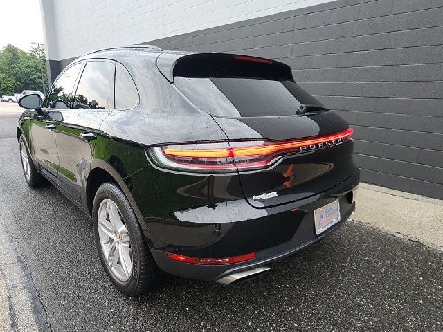 2021 Porsche Macan Base